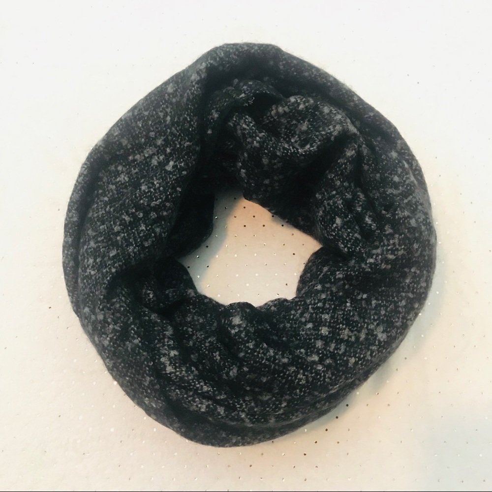 NWOT Mixit Oversized Soft Wool Circle Scarf